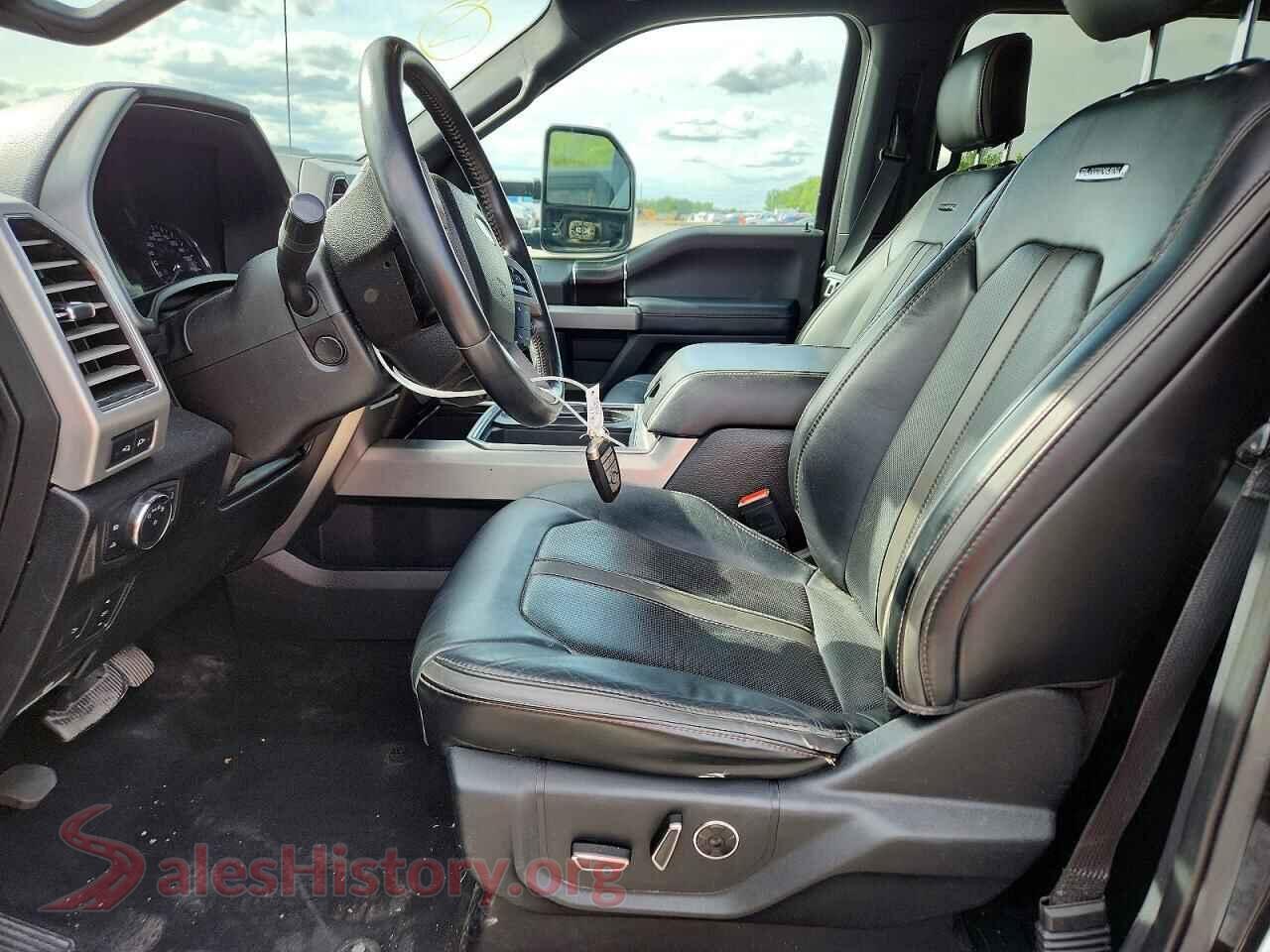 2019 FORD F350 VIN 1FT8W3BT6KEF43367, engine bay