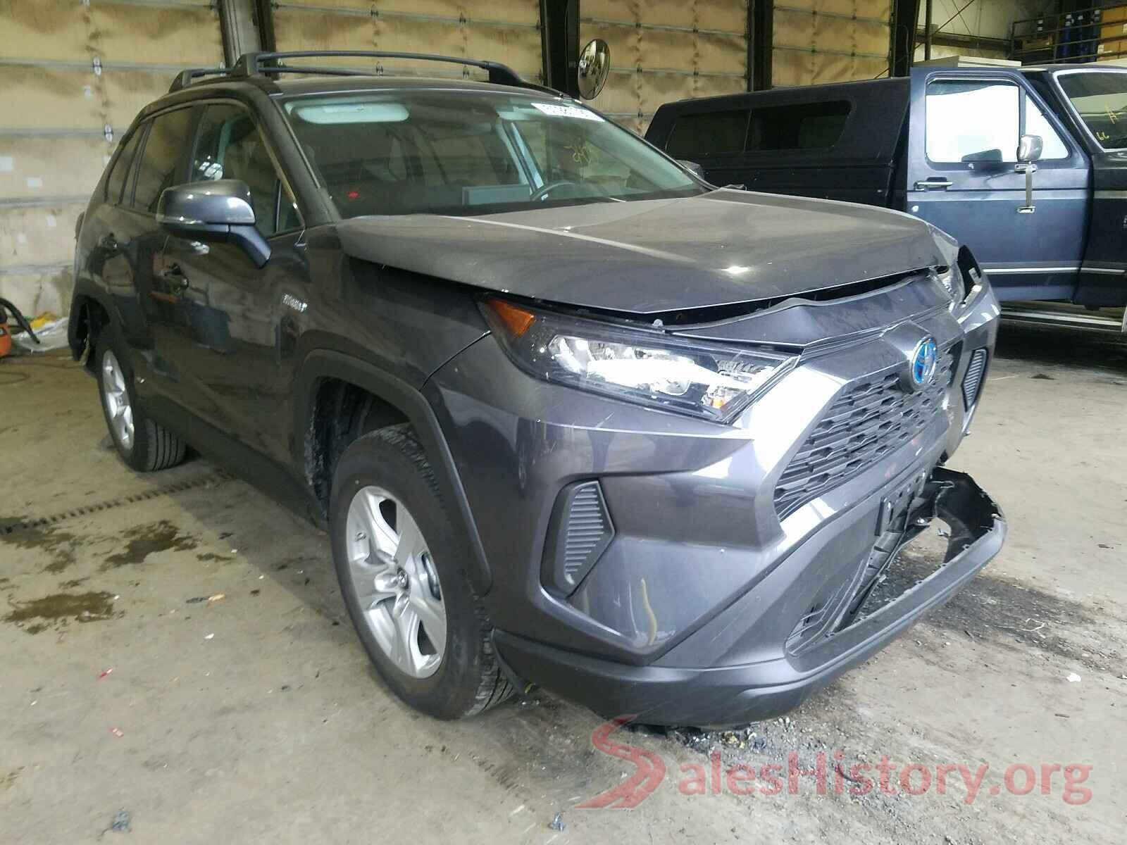 2T3MWRFV9KW031267 2019 TOYOTA RAV4