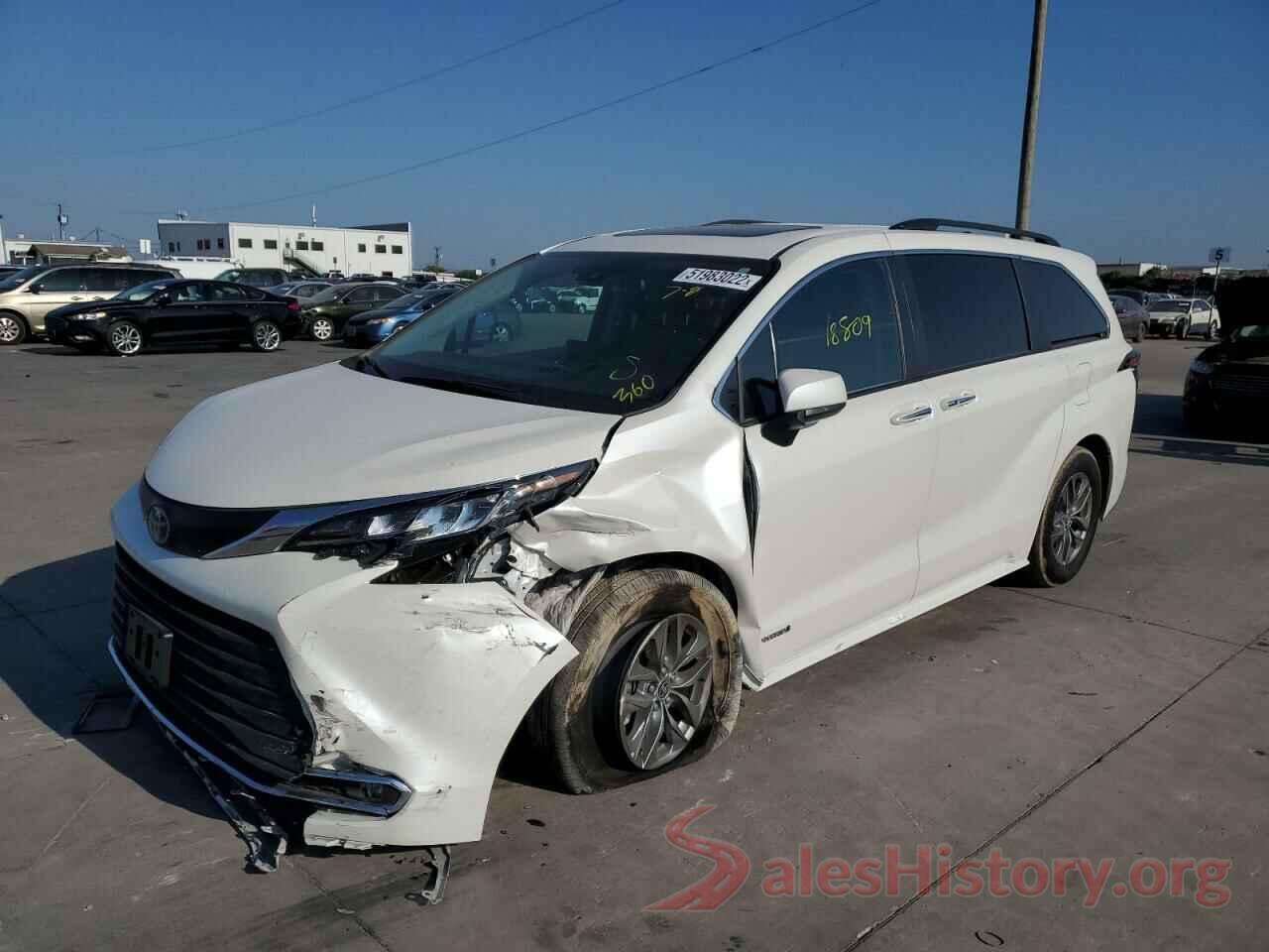 5TDYRKEC2MS030367 2021 TOYOTA SIENNA