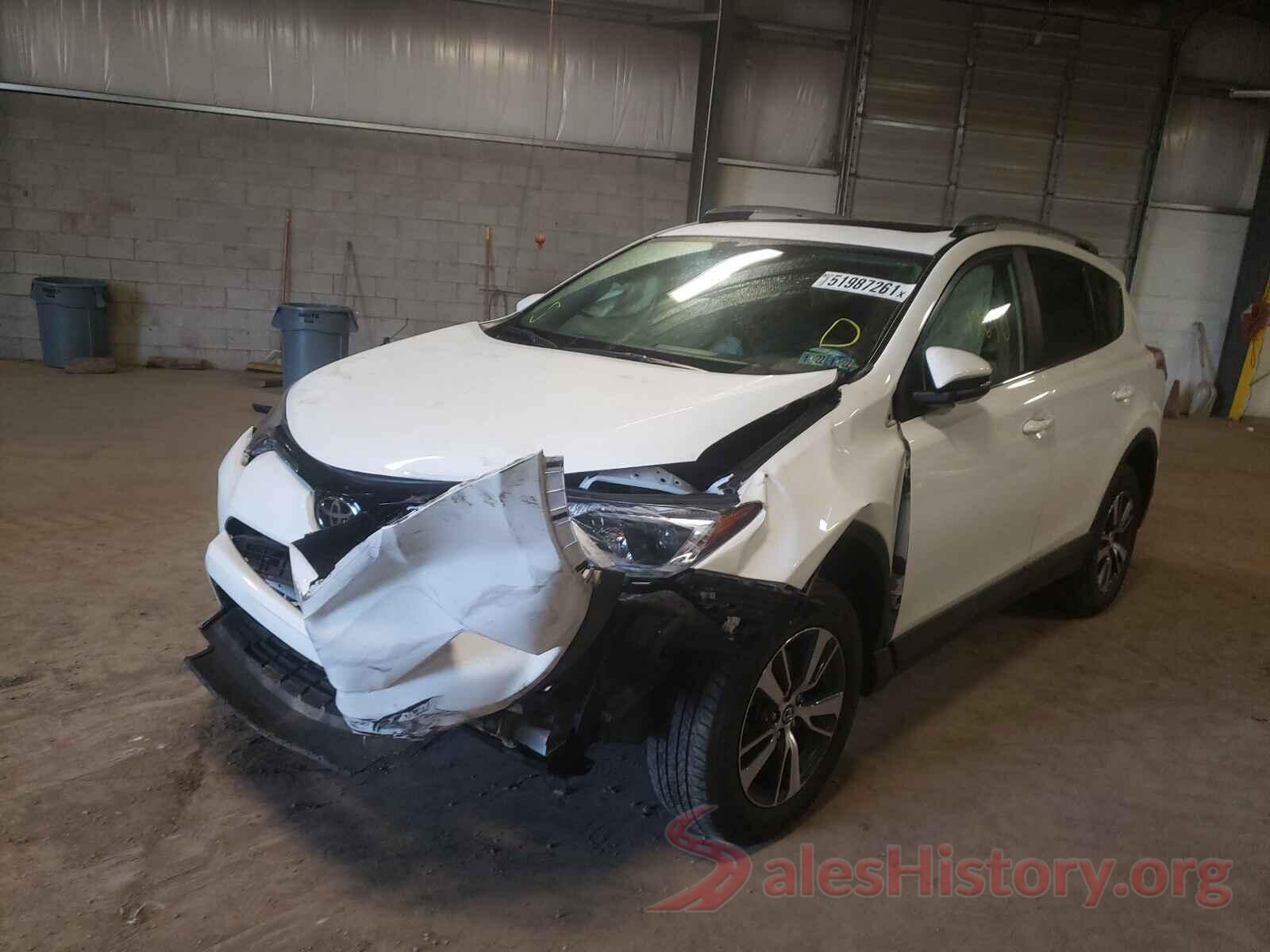 2T3RFREVXHW683556 2017 TOYOTA RAV4