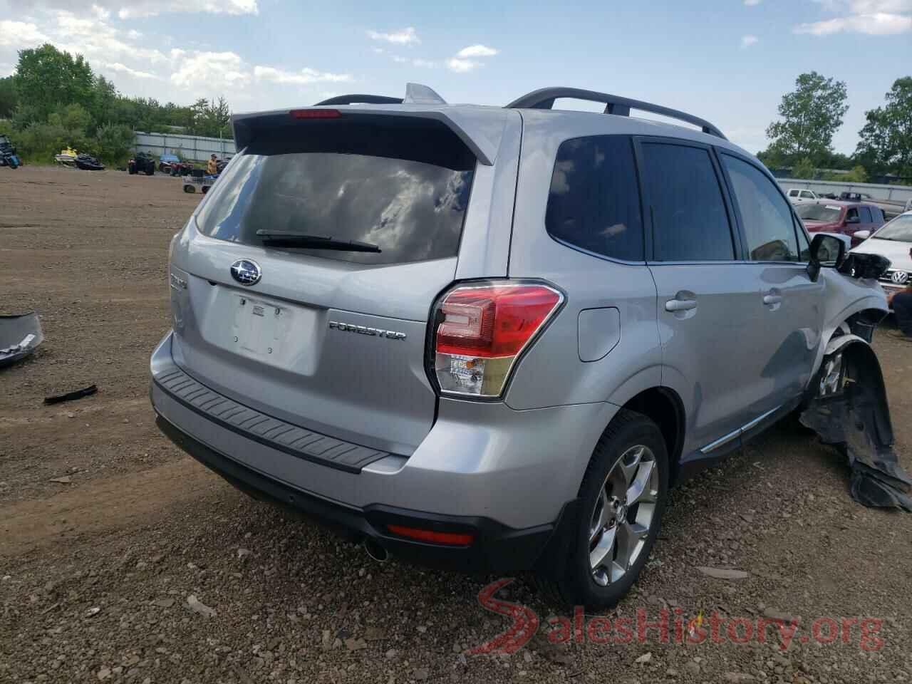 JF2SJAWC5JH610302 2018 SUBARU FORESTER