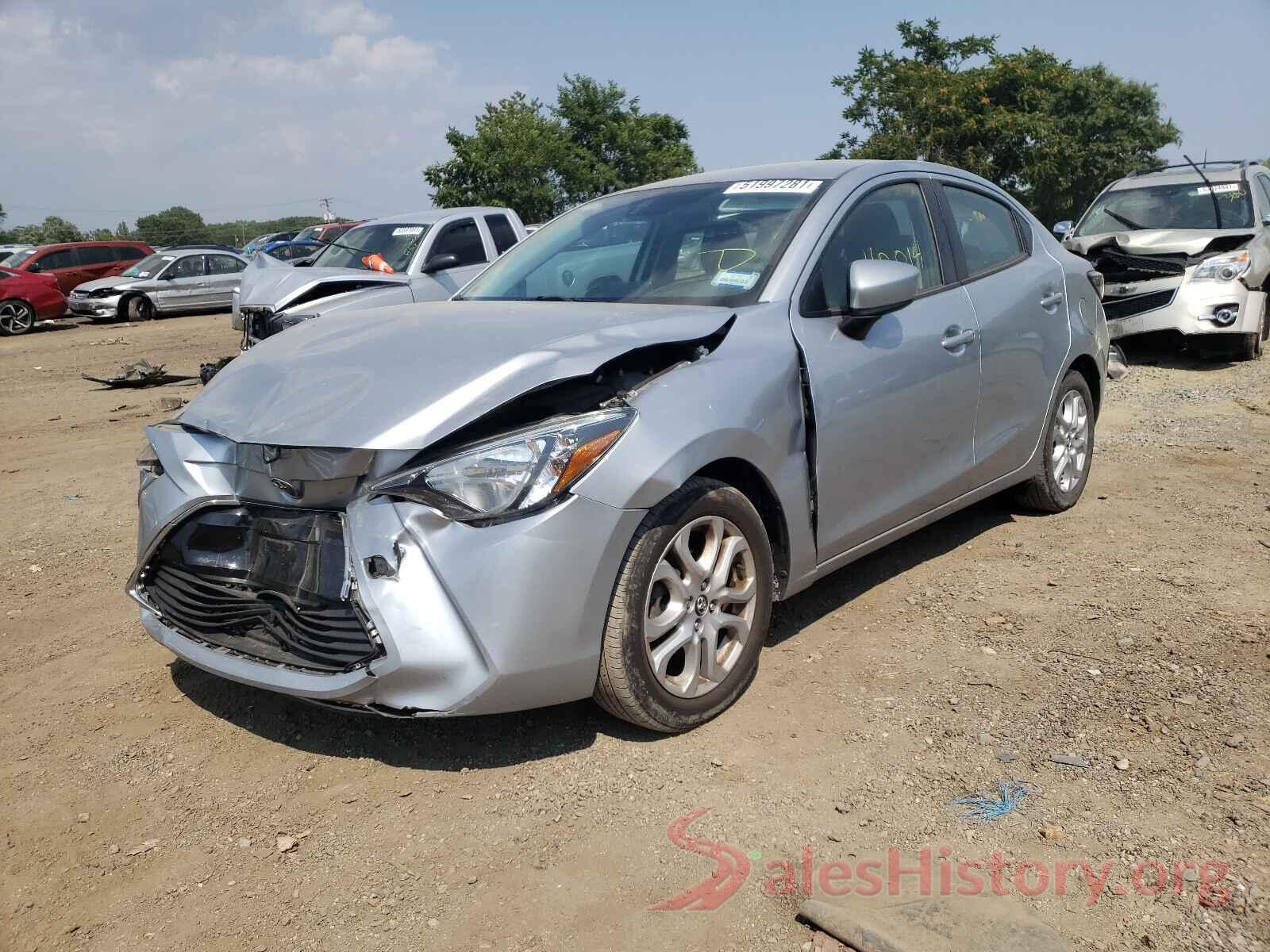 3MYDLBYV2JY306906 2018 TOYOTA YARIS