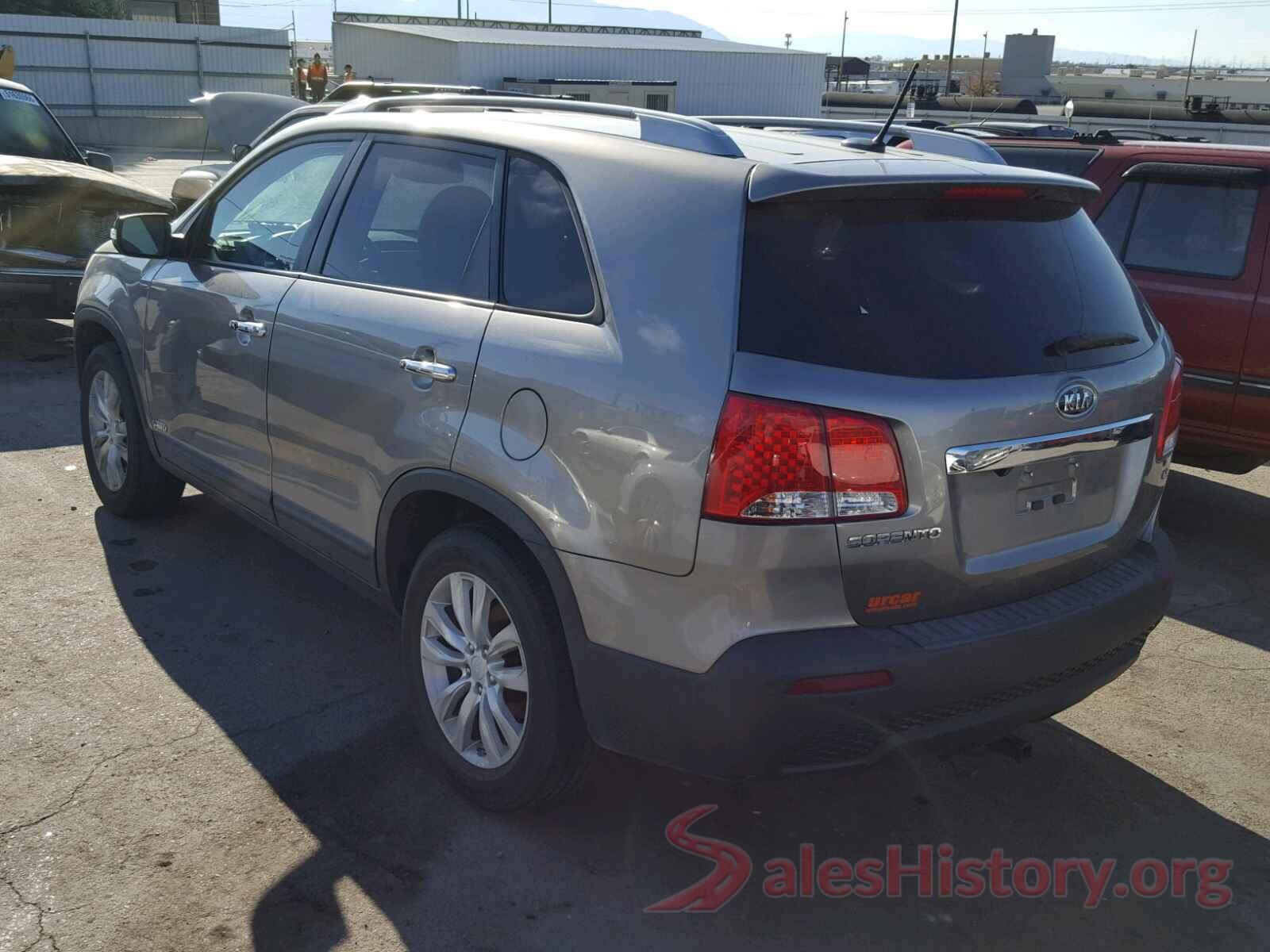 5XYKUDA19BG153839 2011 KIA SORENTO EX