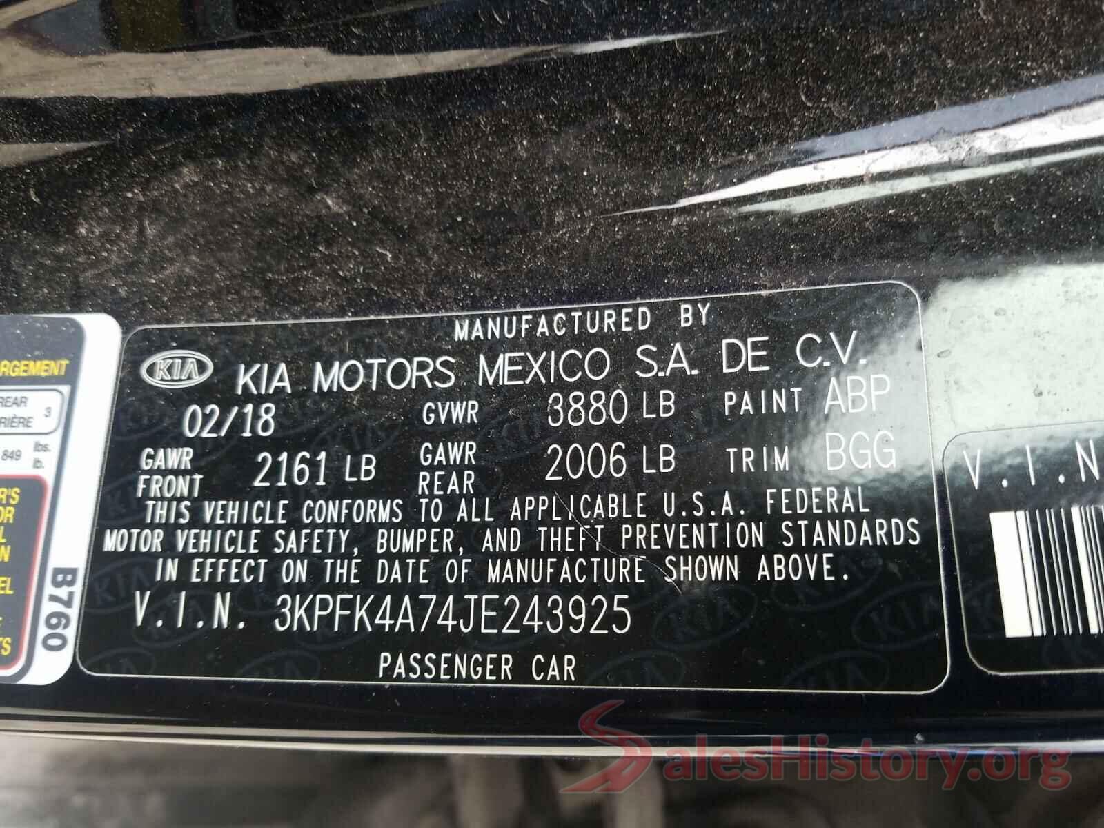 3KPFK4A74JE243925 2018 KIA FORTE