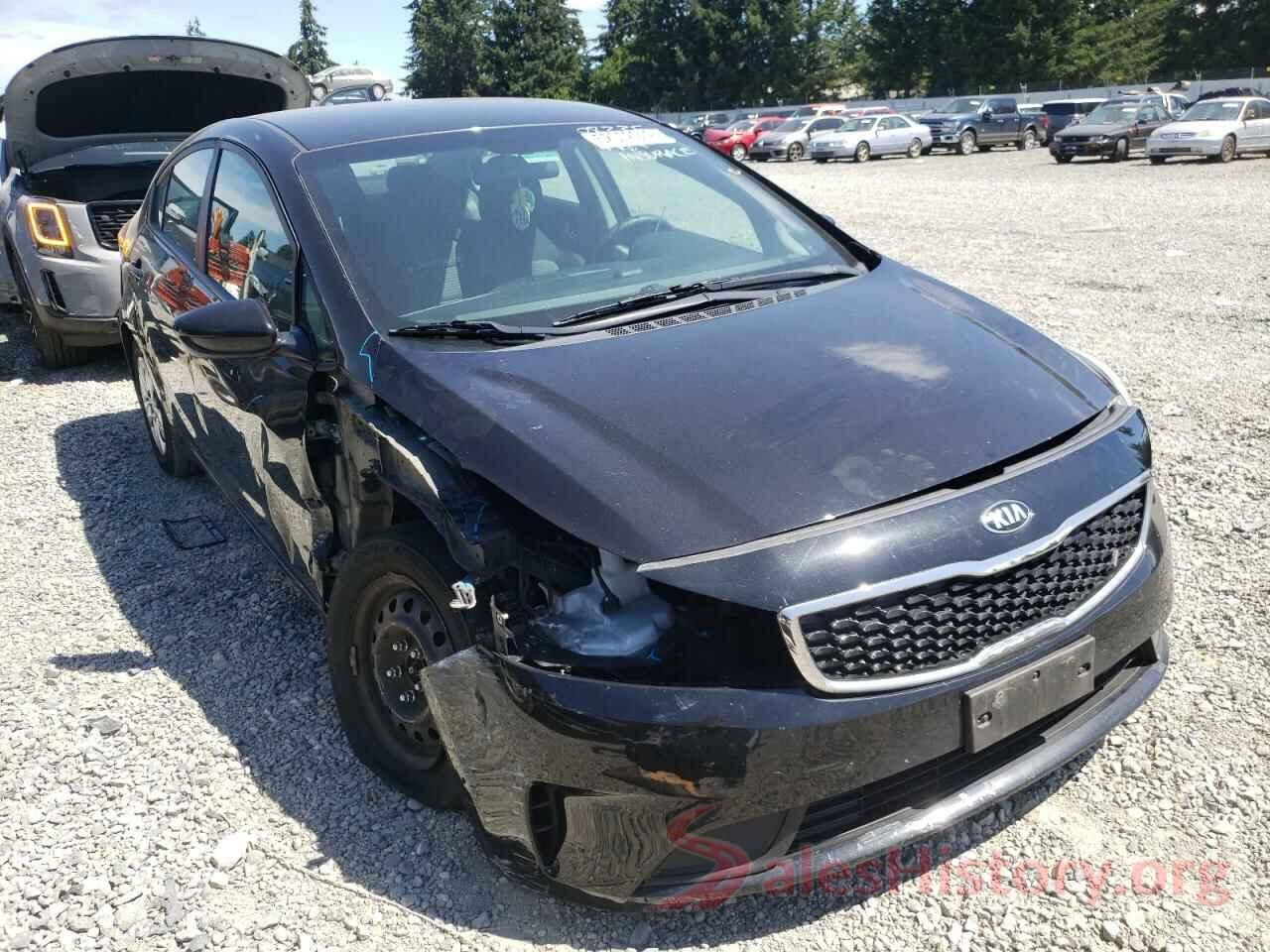 3KPFL4A71JE212323 2018 KIA FORTE