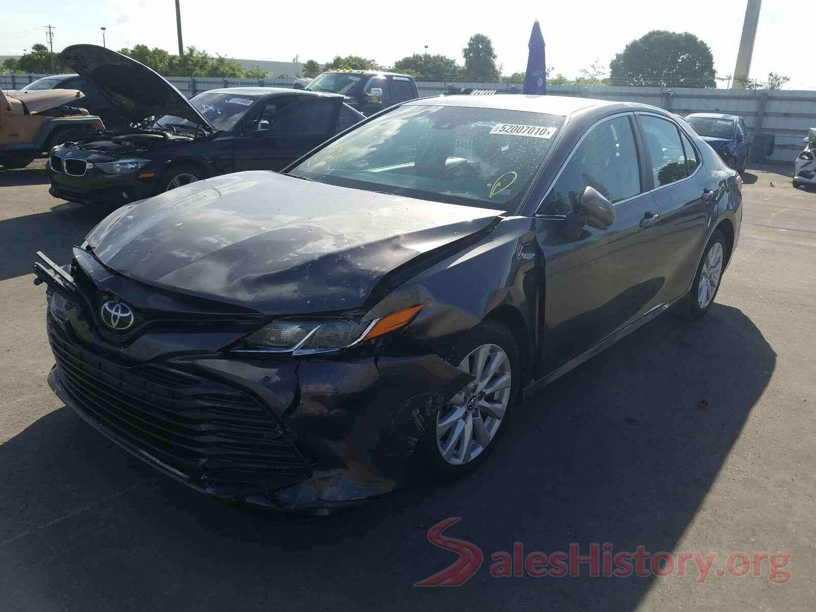 4T1B11HK8JU016826 2018 TOYOTA CAMRY