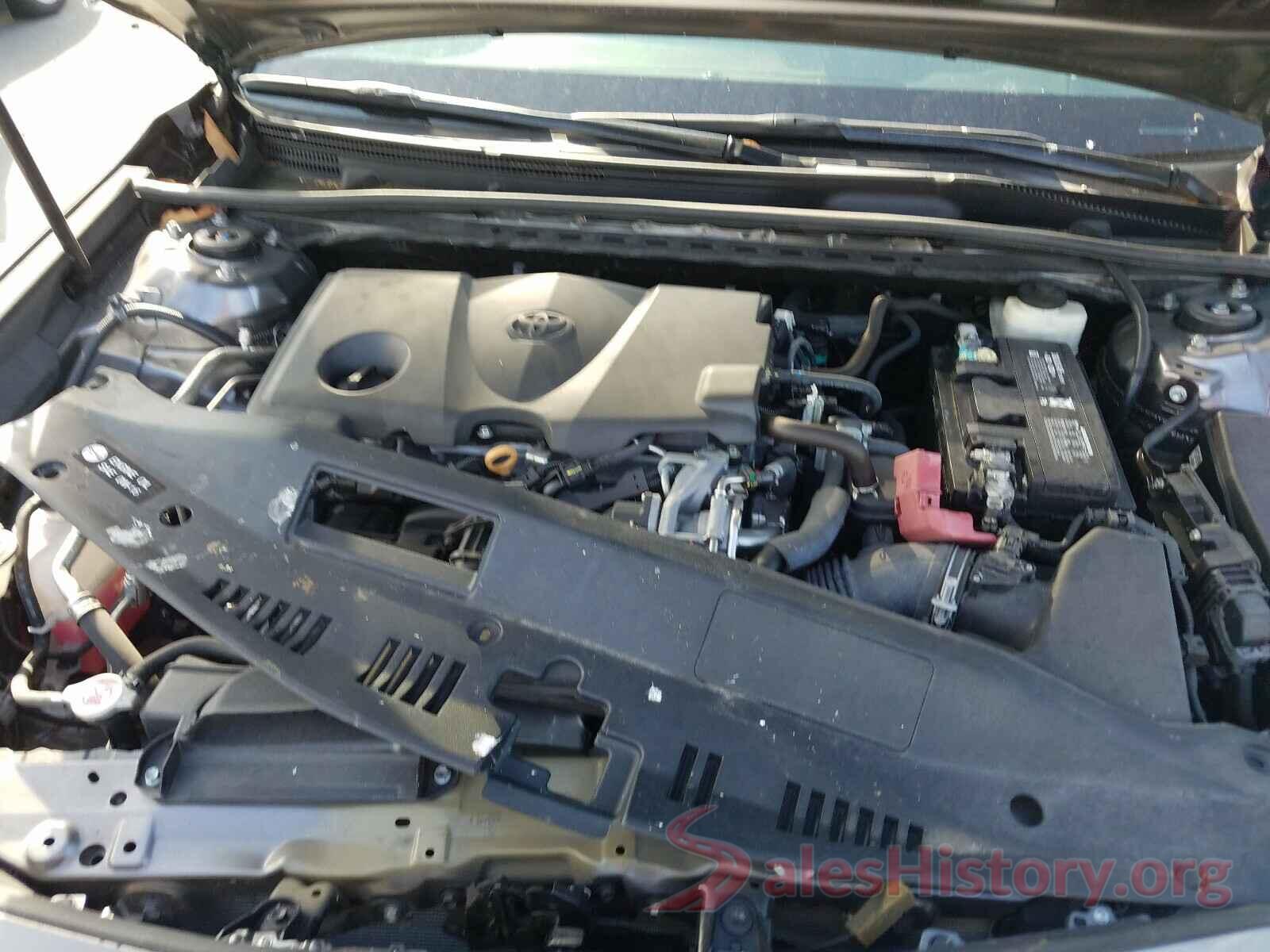 4T1B11HK8JU016826 2018 TOYOTA CAMRY