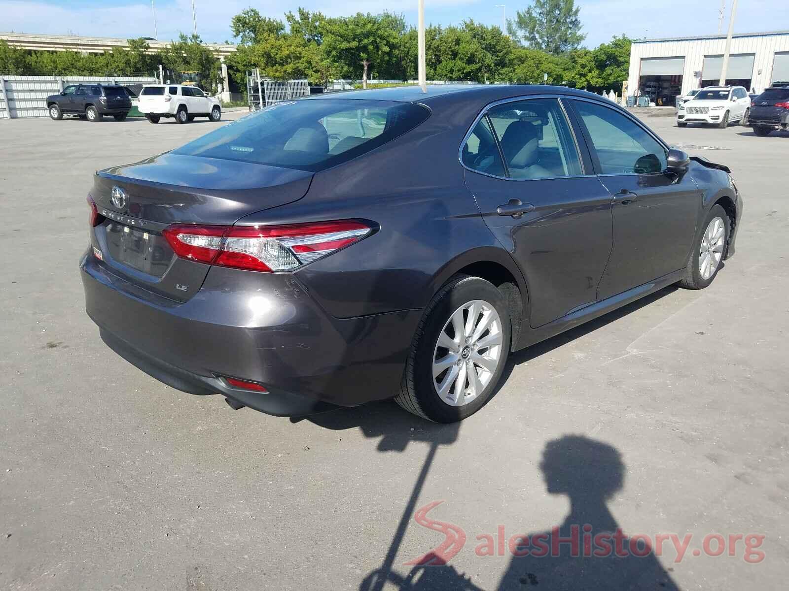 4T1B11HK8JU016826 2018 TOYOTA CAMRY