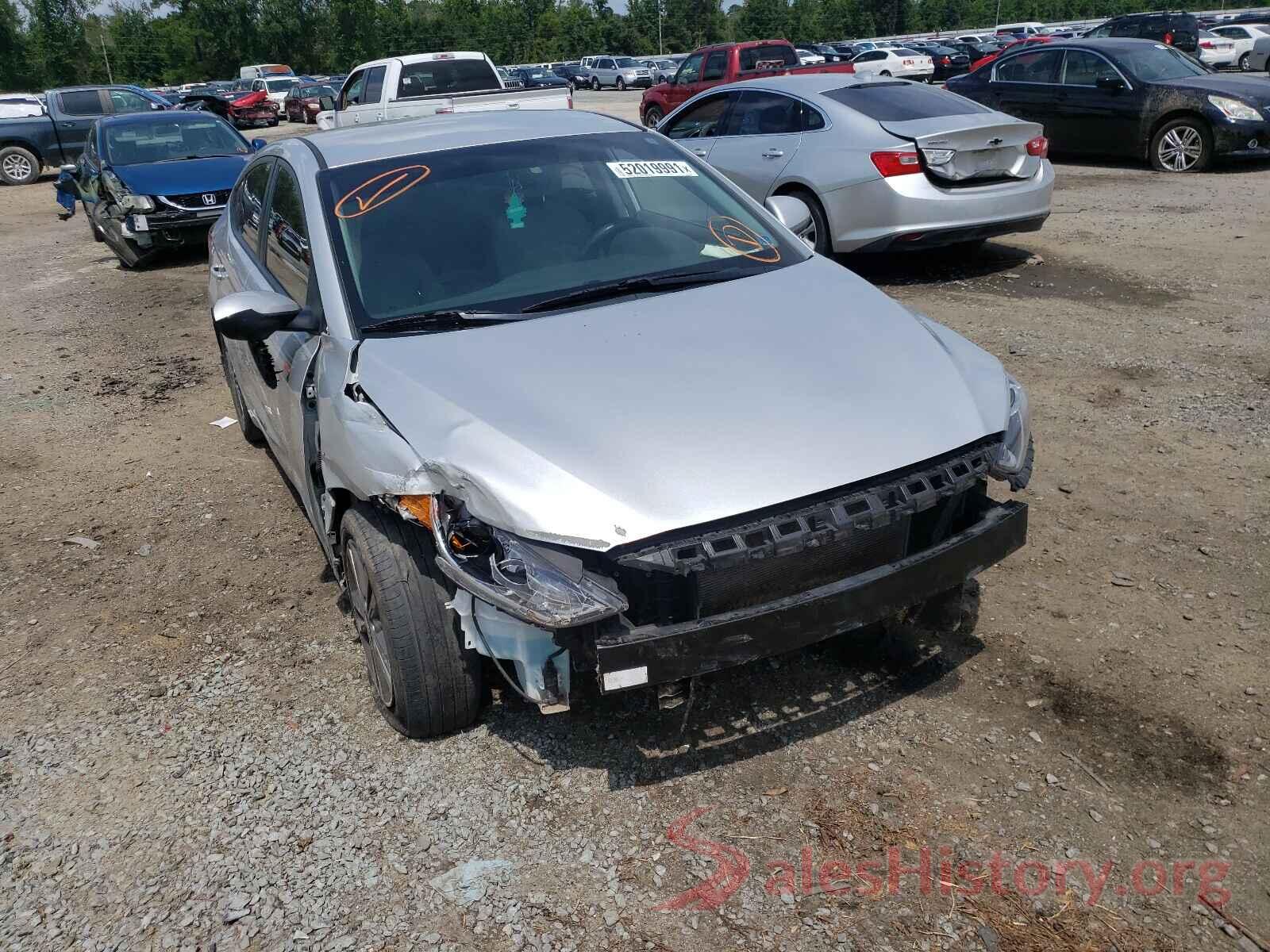 5NPD84LFXJH224236 2018 HYUNDAI ELANTRA