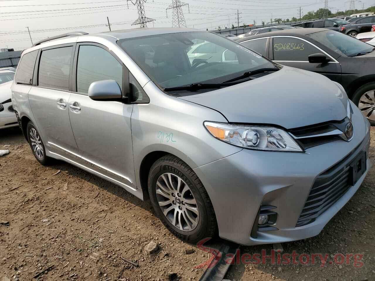 5TDYZ3DC4LS032448 2020 TOYOTA SIENNA