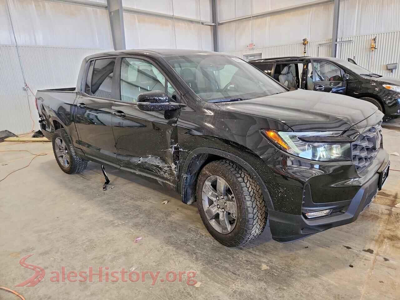 2025 HONDA RIDGELINE VIN 5FPYK3F64SB024193, rear 3/4 view