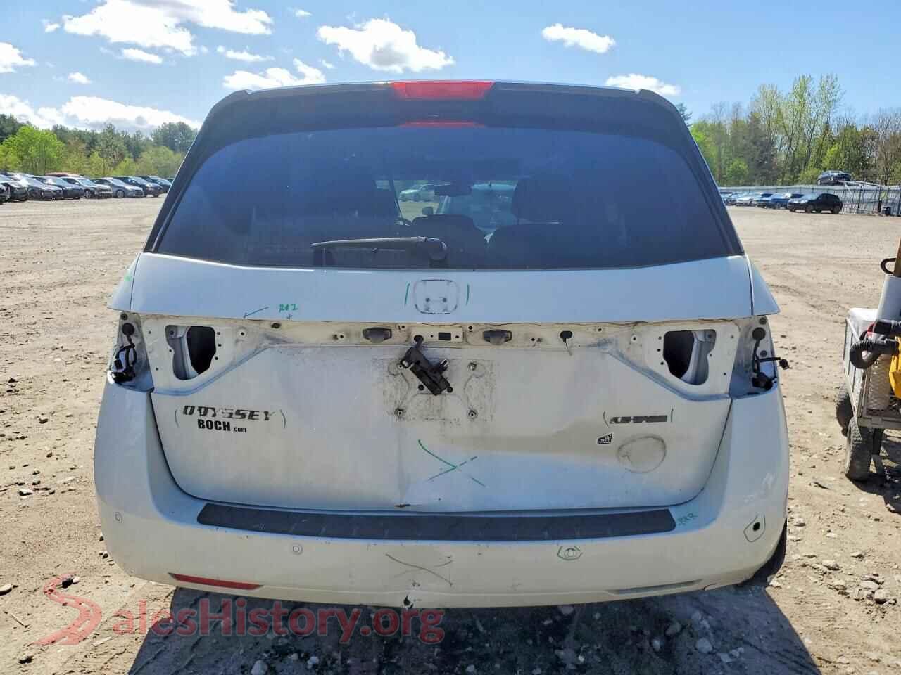 2017 HONDA ODYSSEY VIN 5FNRL5H91HB021841, left side view