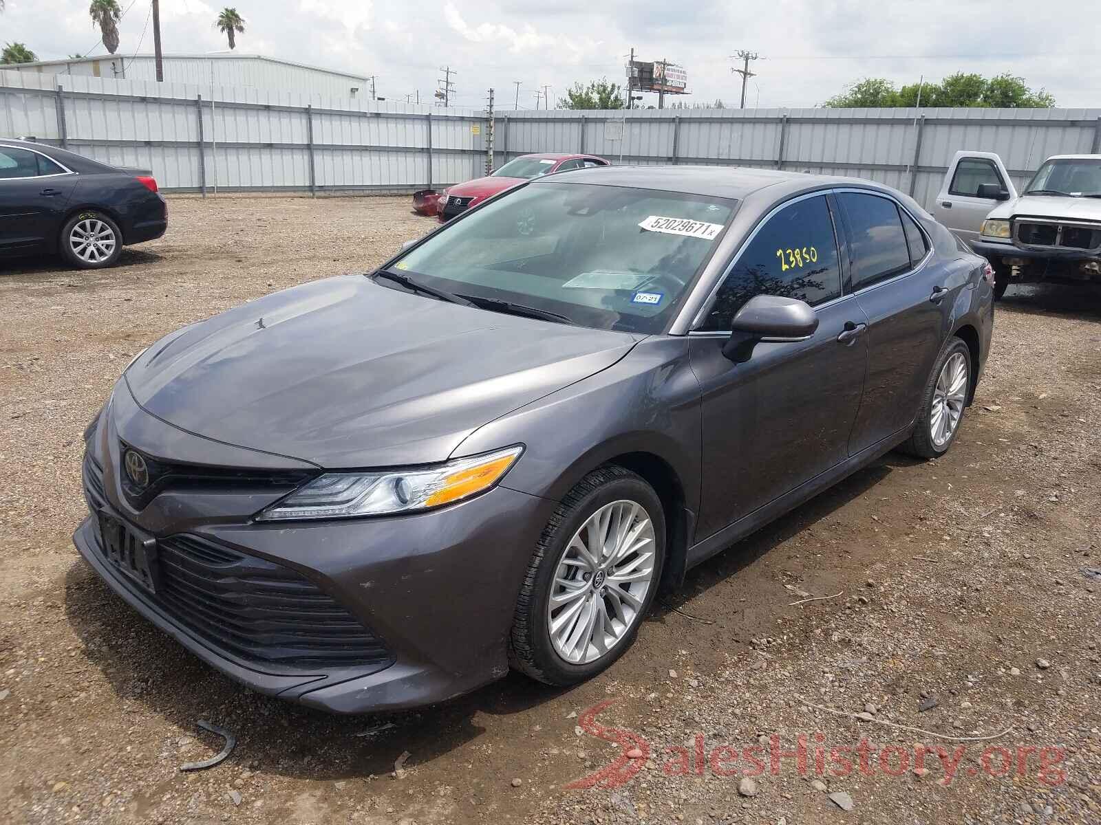 4T1B11HKXKU787323 2019 TOYOTA CAMRY