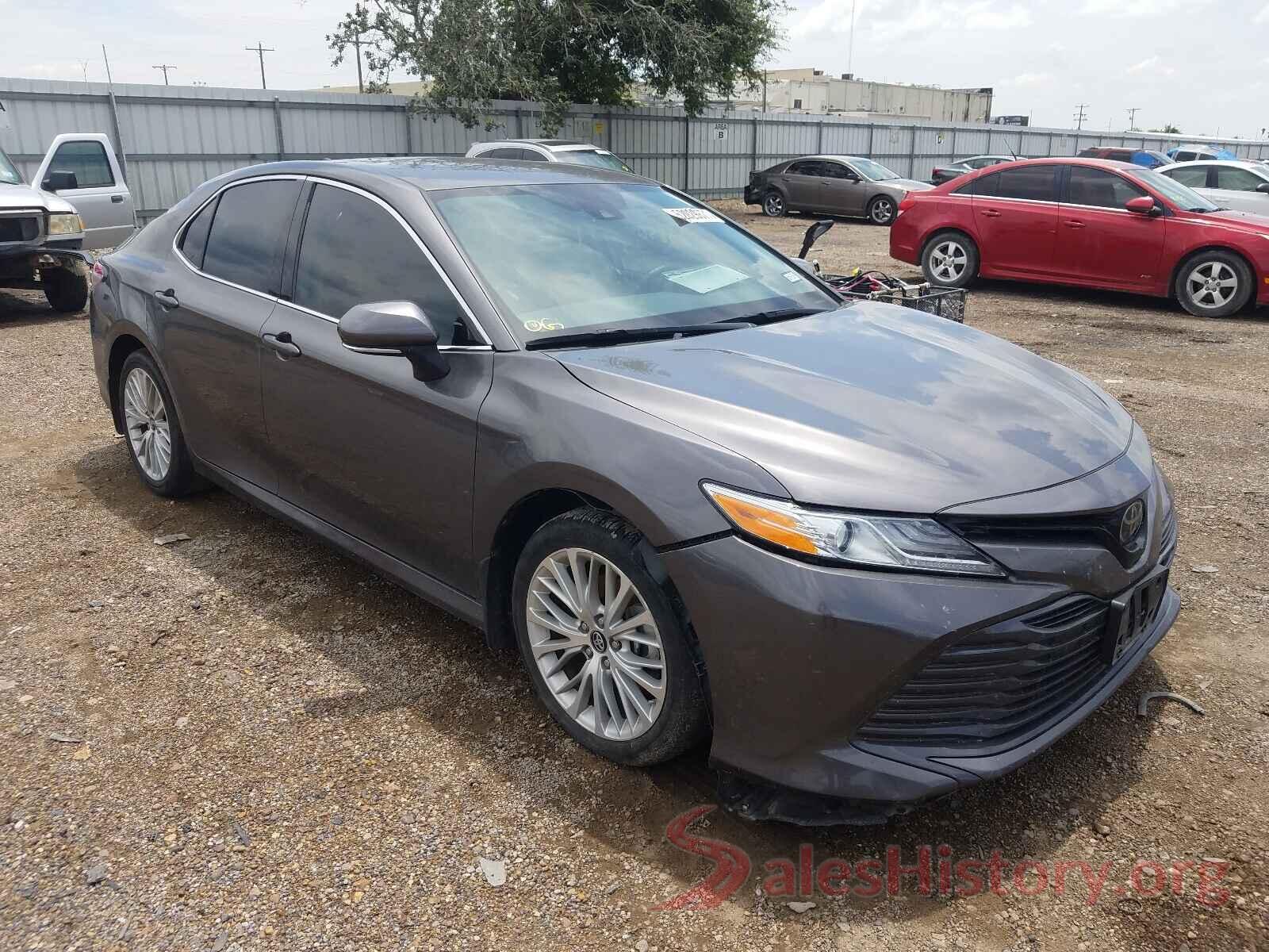 4T1B11HKXKU787323 2019 TOYOTA CAMRY