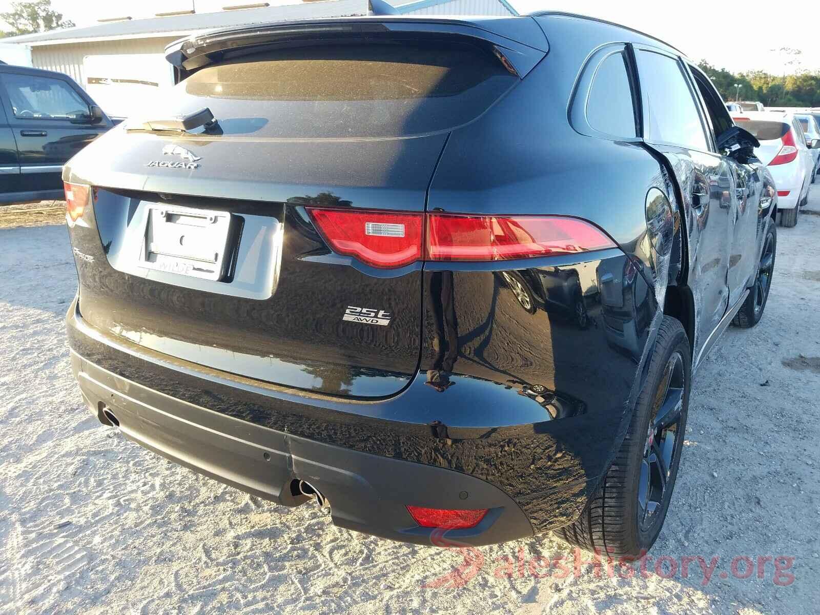 SADCL2FX5JA325778 2018 JAGUAR F-PACE