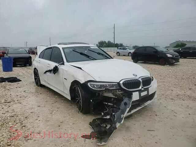 2022 BMW 3 SERIES VIN 3MW5P7J01N8C62743, trunk area