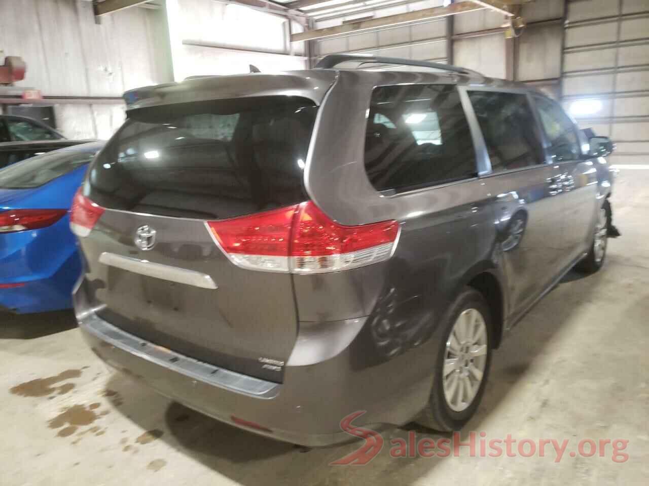 5TDDK3DC1CS048304 2012 TOYOTA SIENNA