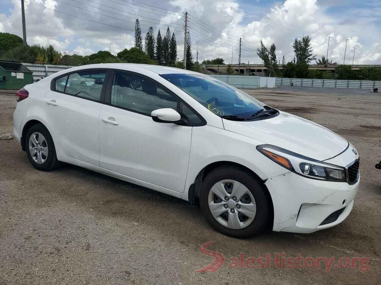 3KPFK4A73JE245004 2018 KIA FORTE