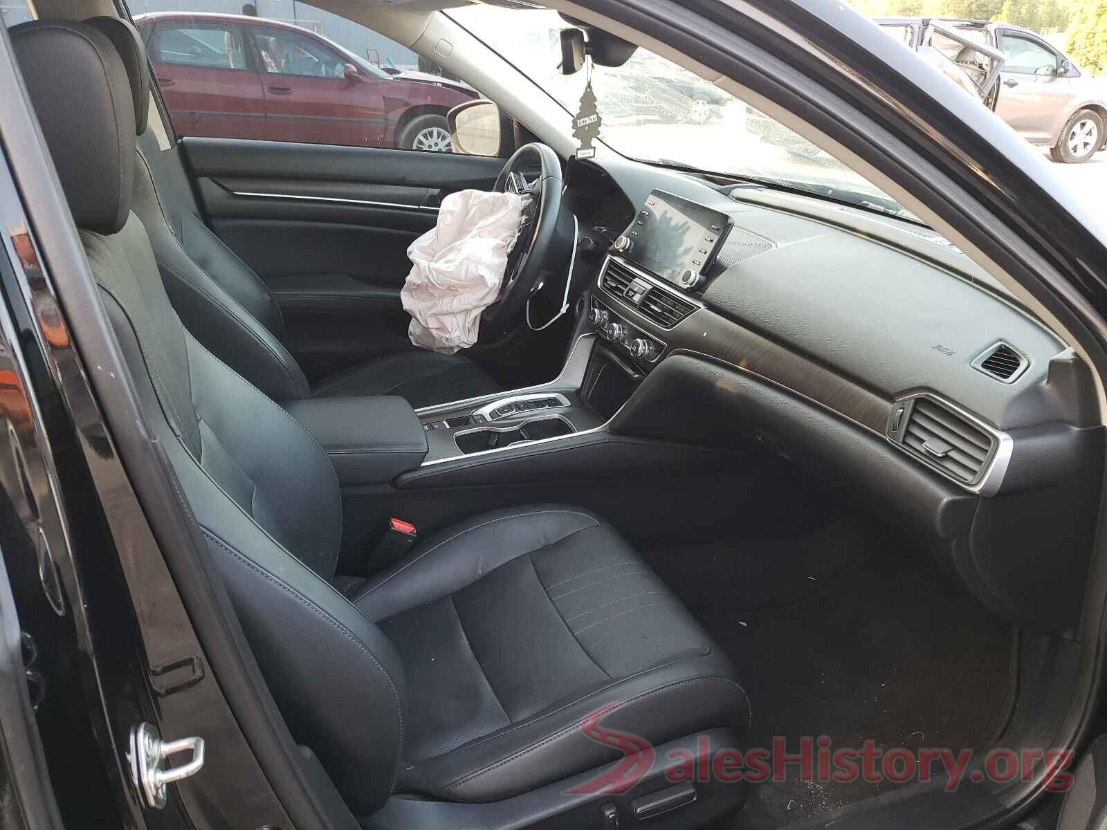 1HGCV2F98JA025323 2018 HONDA ACCORD