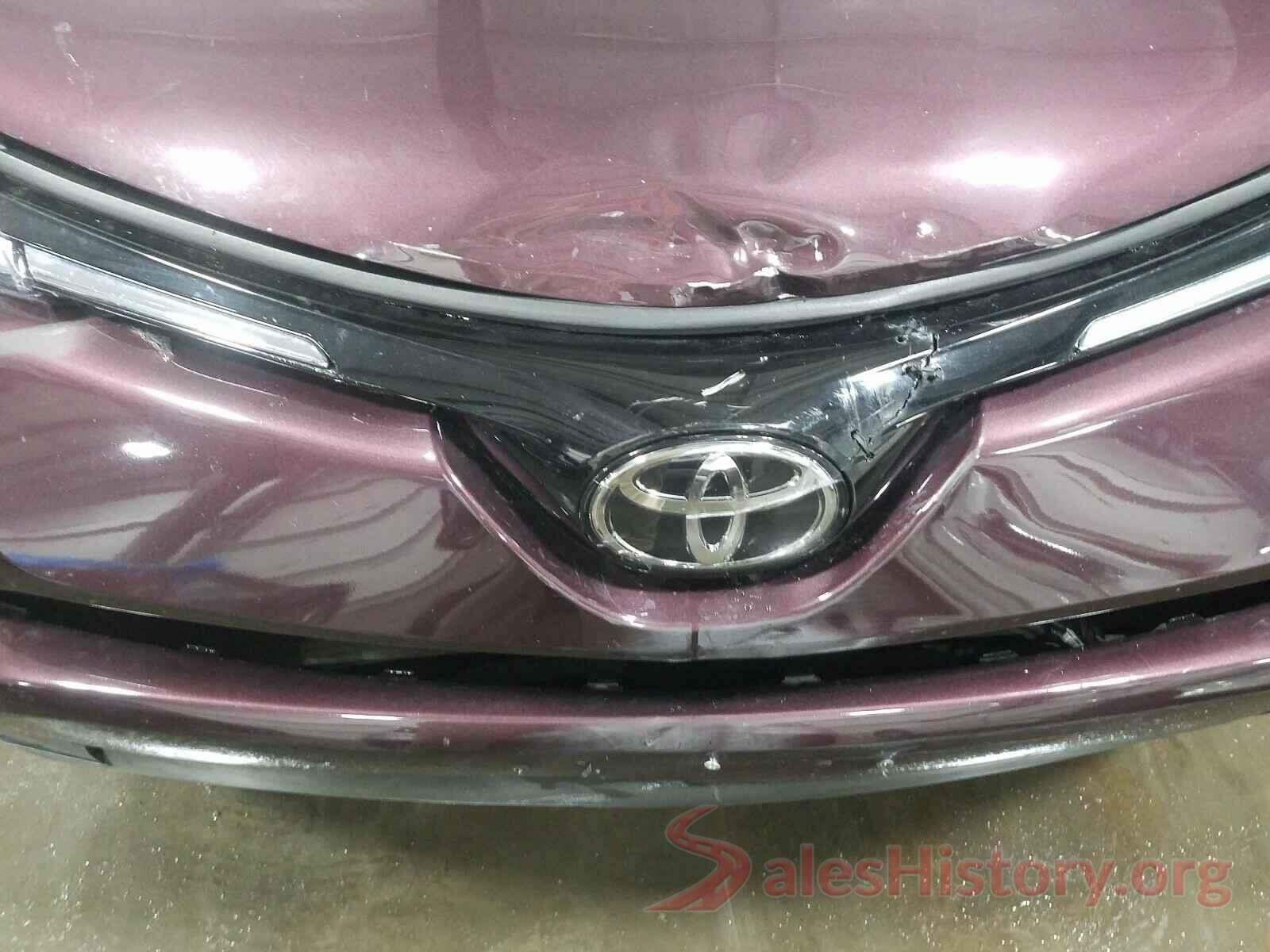 2T3RFREV2JW806854 2018 TOYOTA RAV4