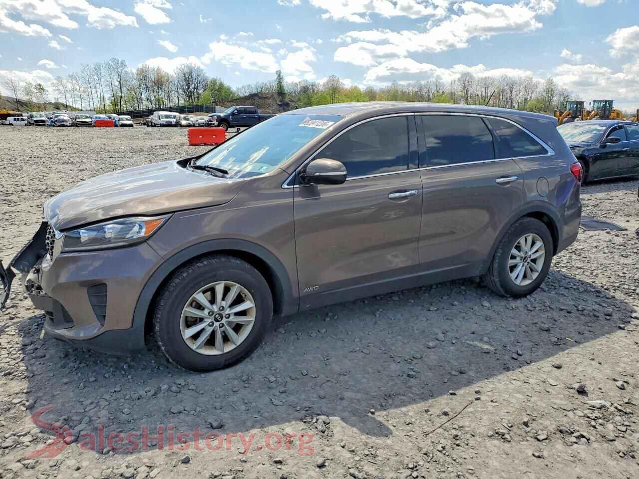 5XYPGDA31KG545454 2019 KIA SORENTO
