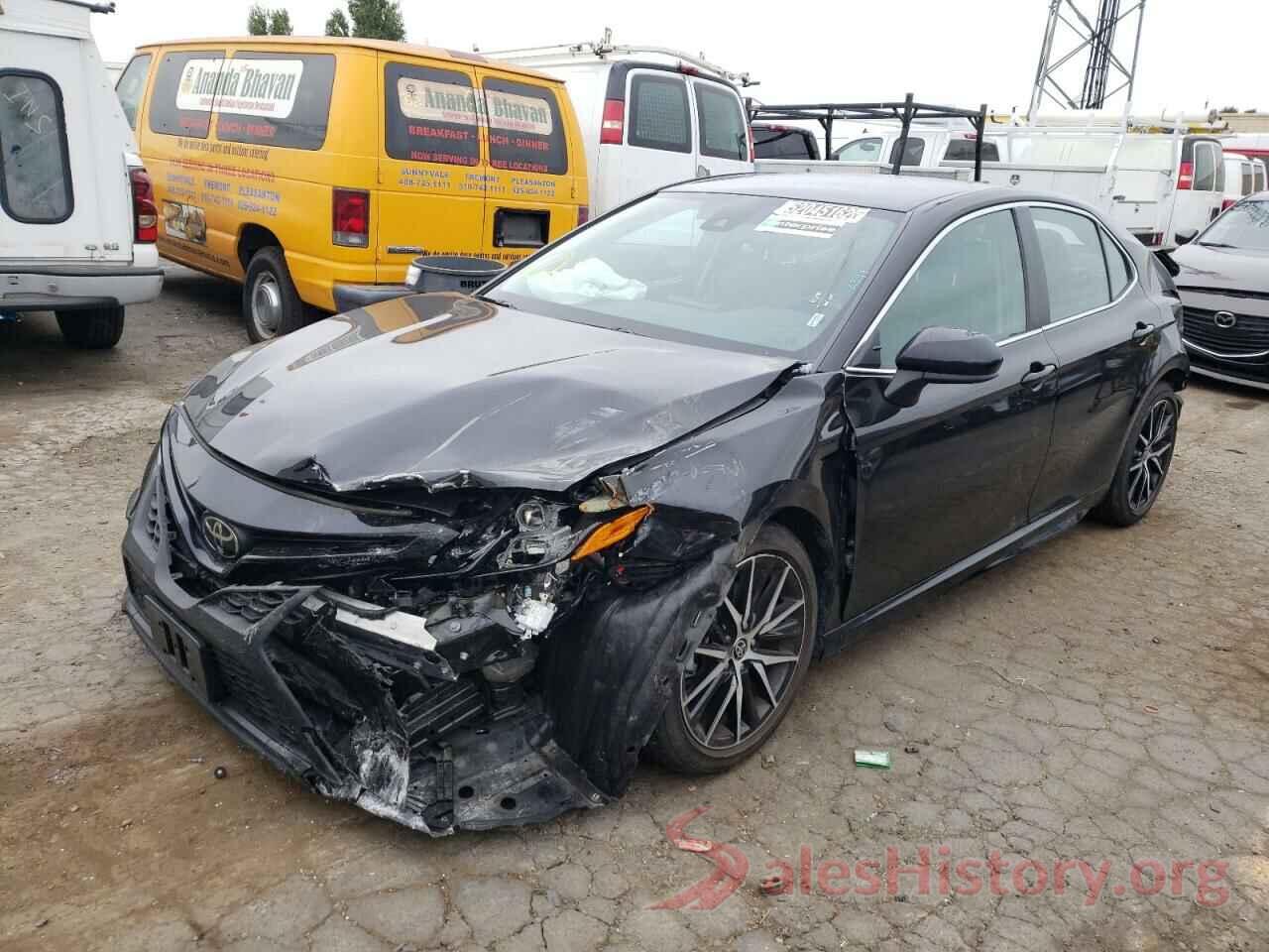 4T1G11AK6MU490102 2021 TOYOTA CAMRY