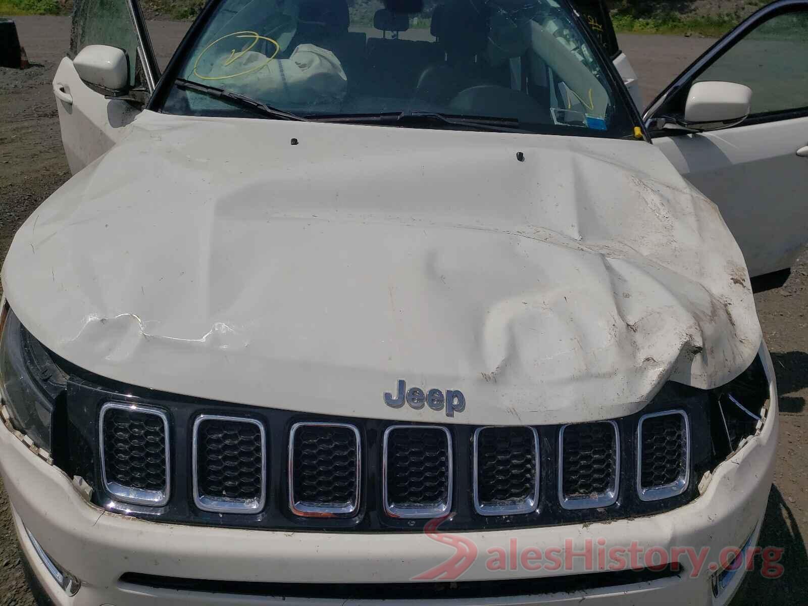 3C4NJDCB2JT222051 2018 JEEP COMPASS