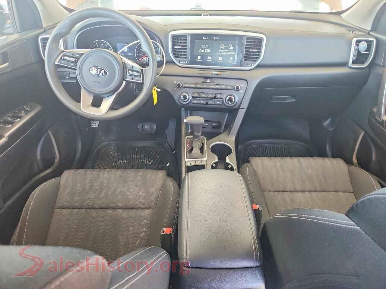 2021 KIA SPORTAGE VIN KNDPMCAC1M7922142, interior dashboard