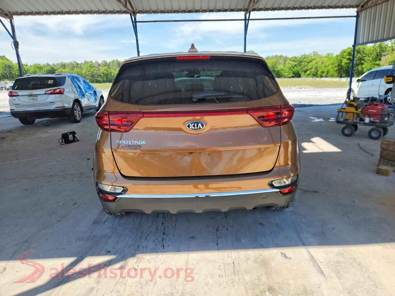 2021 KIA SPORTAGE VIN KNDPMCAC1M7922142, left side view