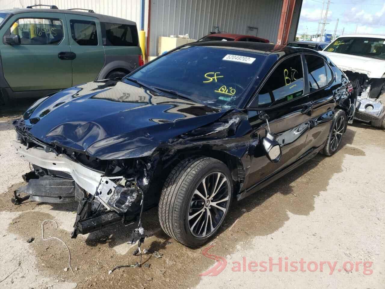 4T1B11HK0JU671109 2018 TOYOTA CAMRY