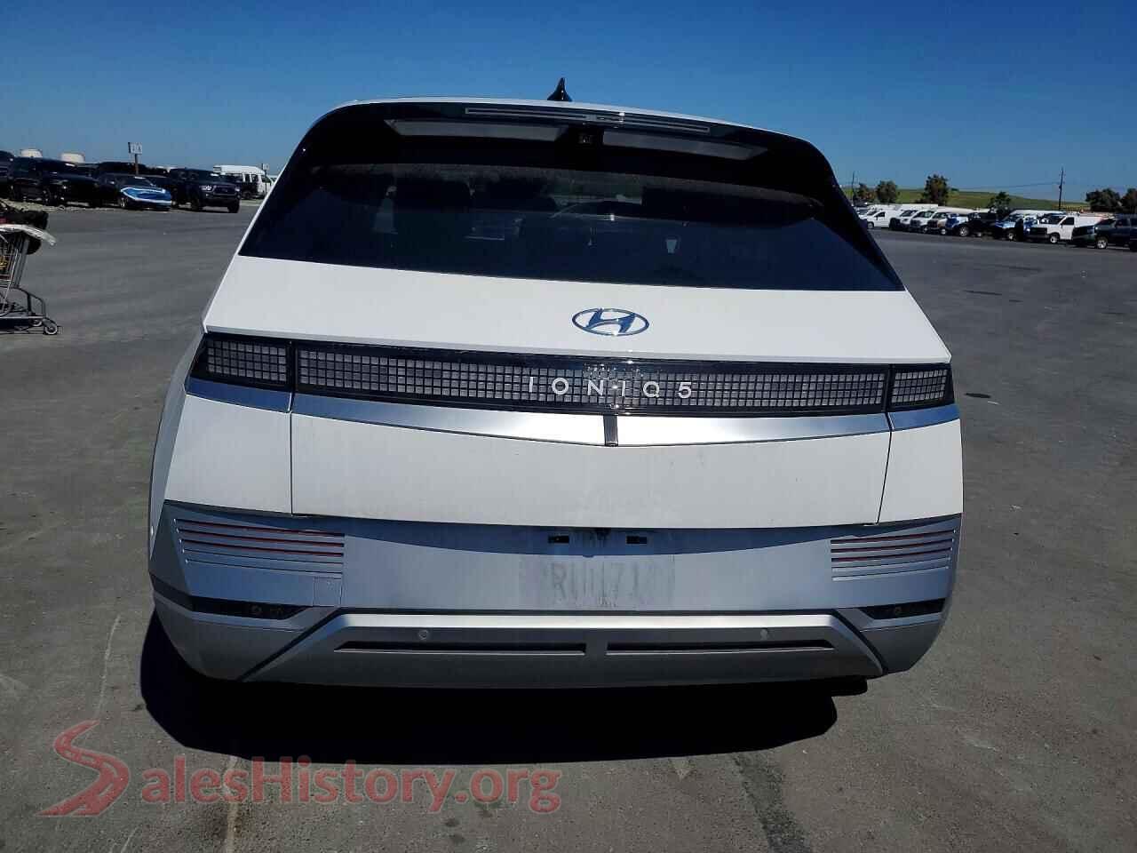 2024 HYUNDAI IONIQ VIN KM8KR4DE0RU304989, left side view