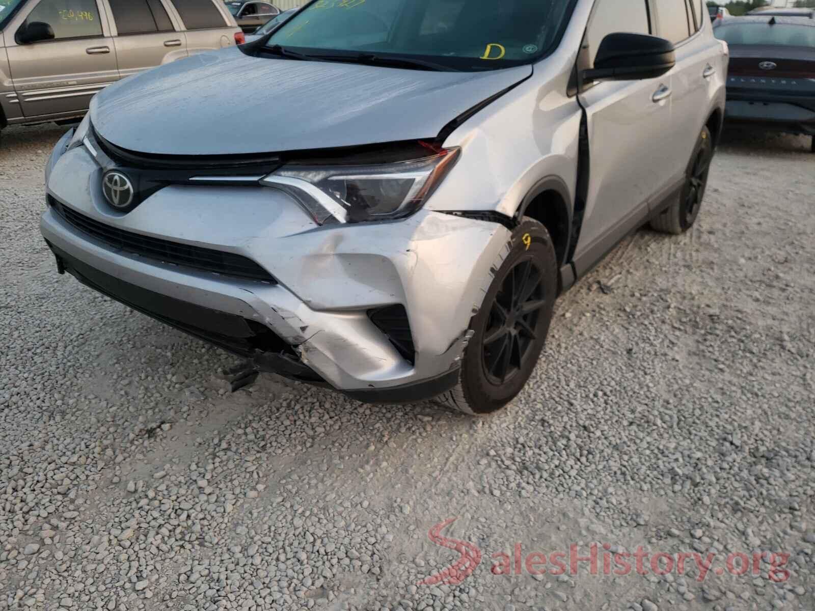 2T3ZFREV5HW325927 2017 TOYOTA RAV4