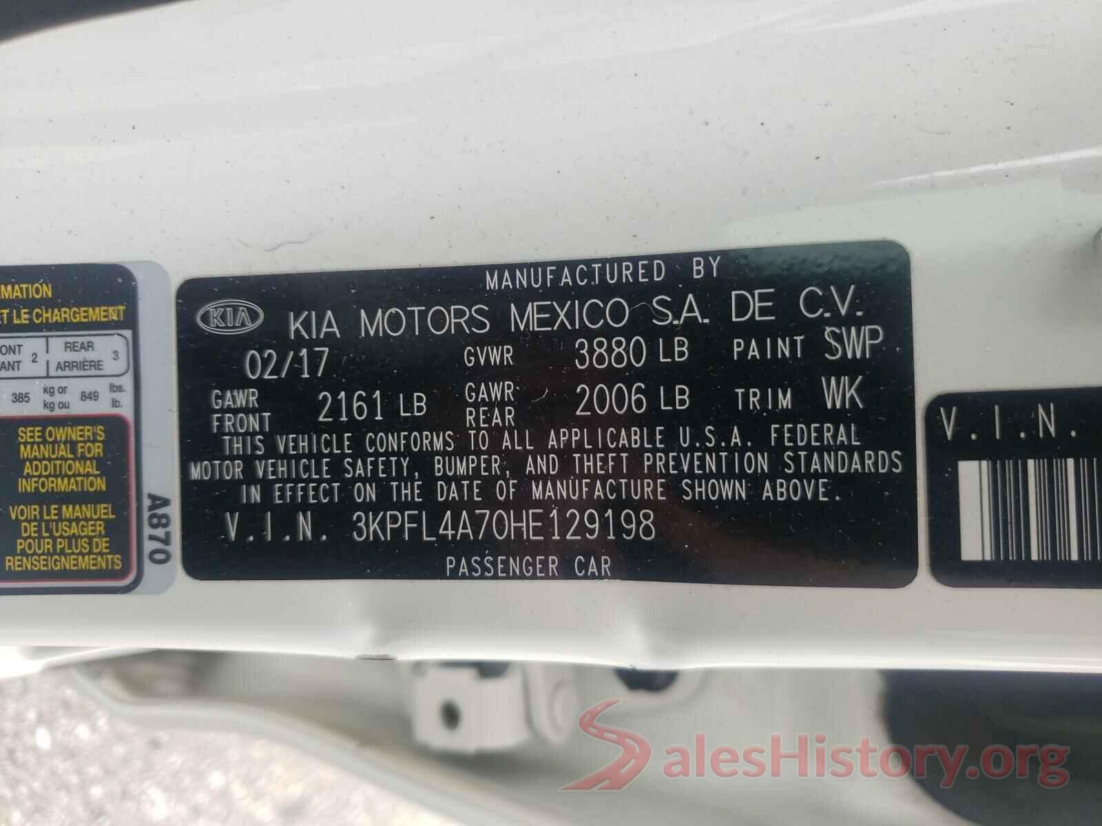 3KPFL4A70HE129198 2017 KIA FORTE