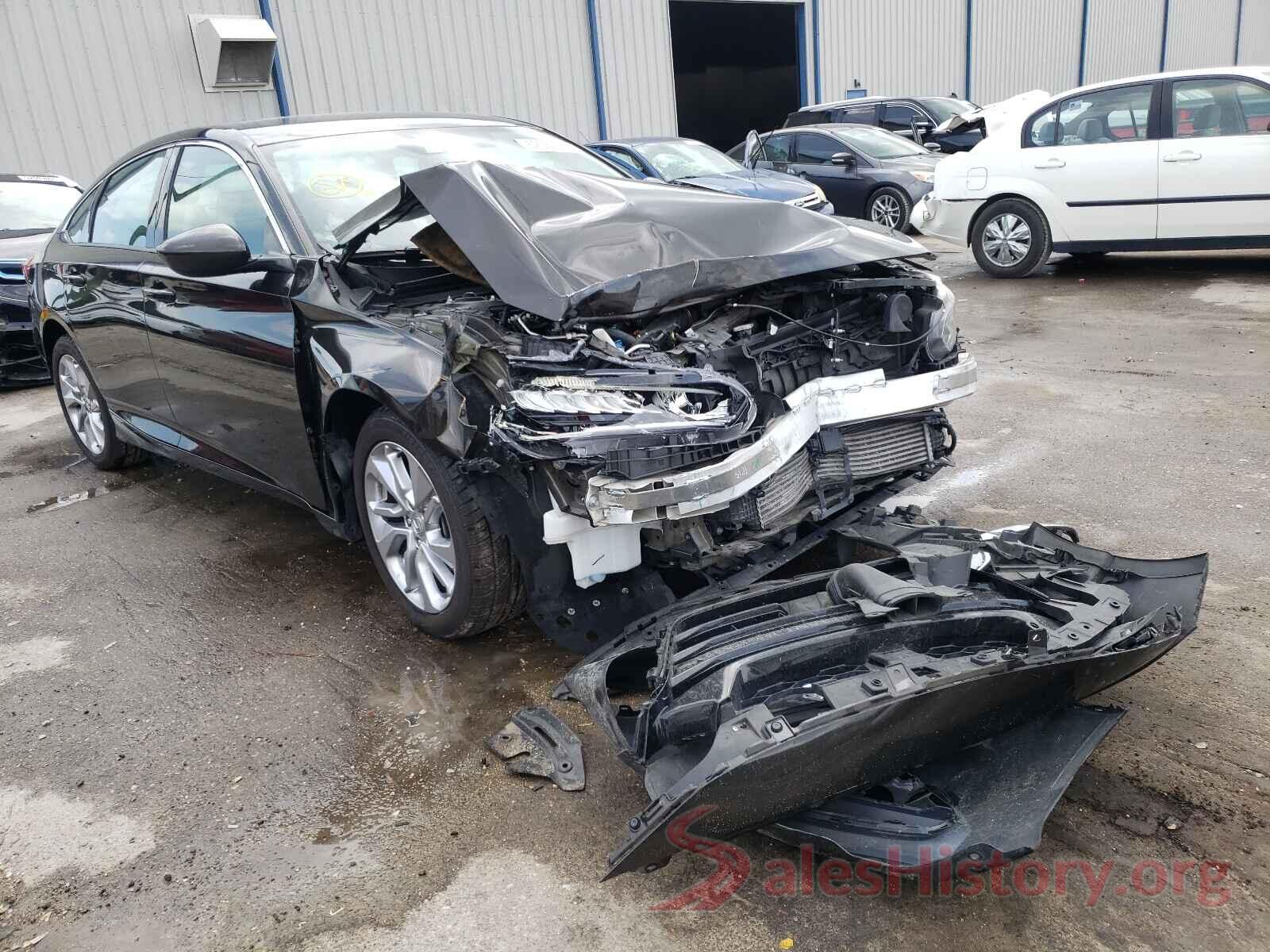 1HGCV1F10JA159053 2018 HONDA ACCORD