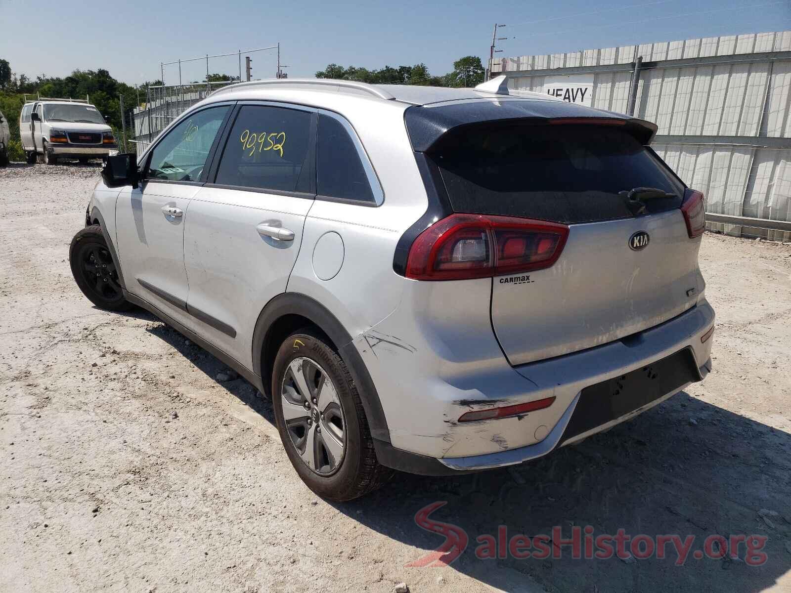 KNDCB3LC1H5070975 2017 KIA NIRO