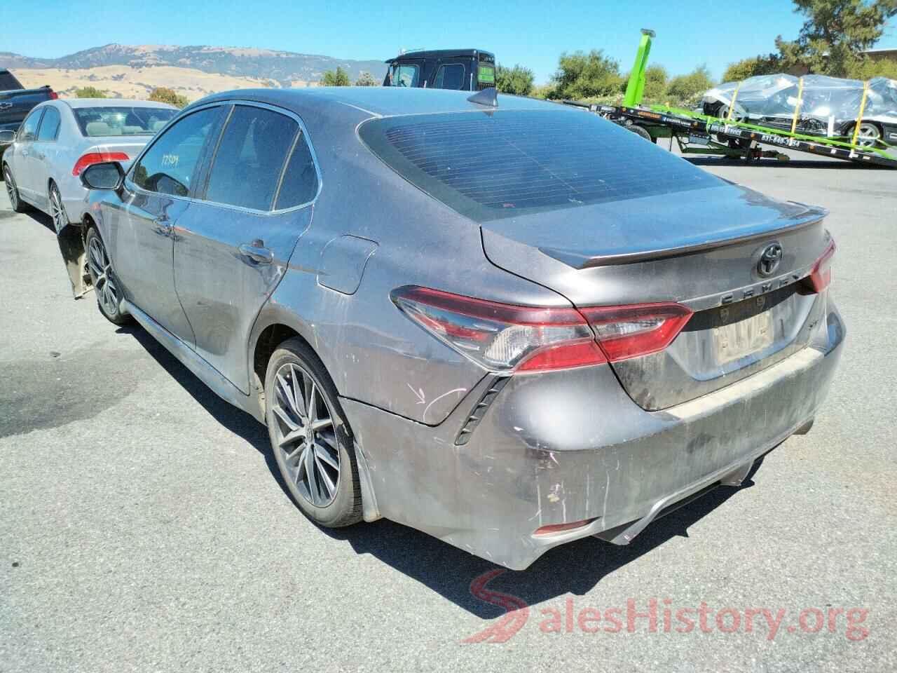 4T1T11AKXNU620107 2022 TOYOTA CAMRY