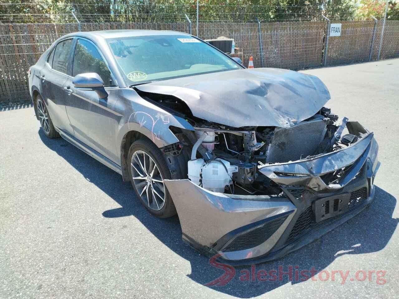 4T1T11AKXNU620107 2022 TOYOTA CAMRY