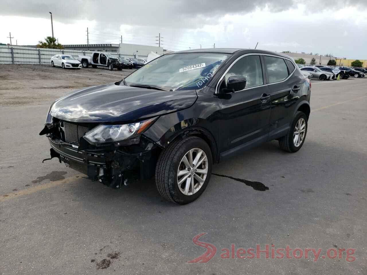 JN1BJ1CP2JW101417 2018 NISSAN ROGUE