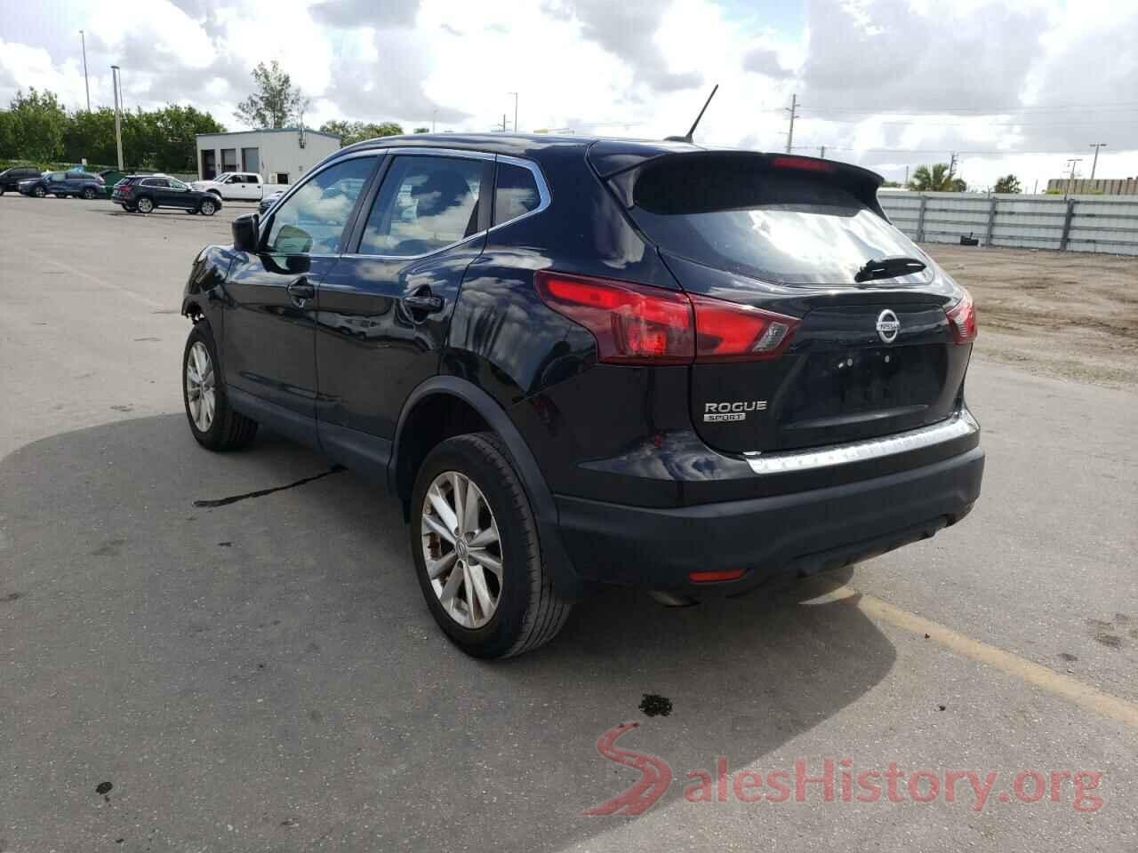 JN1BJ1CP2JW101417 2018 NISSAN ROGUE