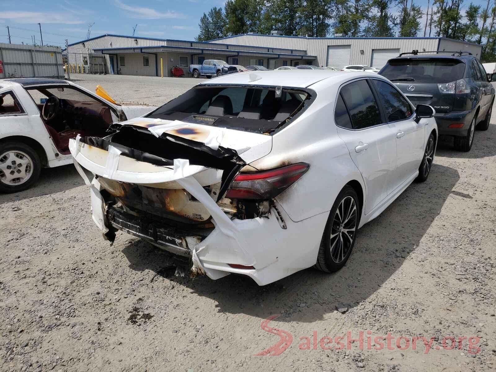 4T1B21HK5JU002489 2018 TOYOTA CAMRY