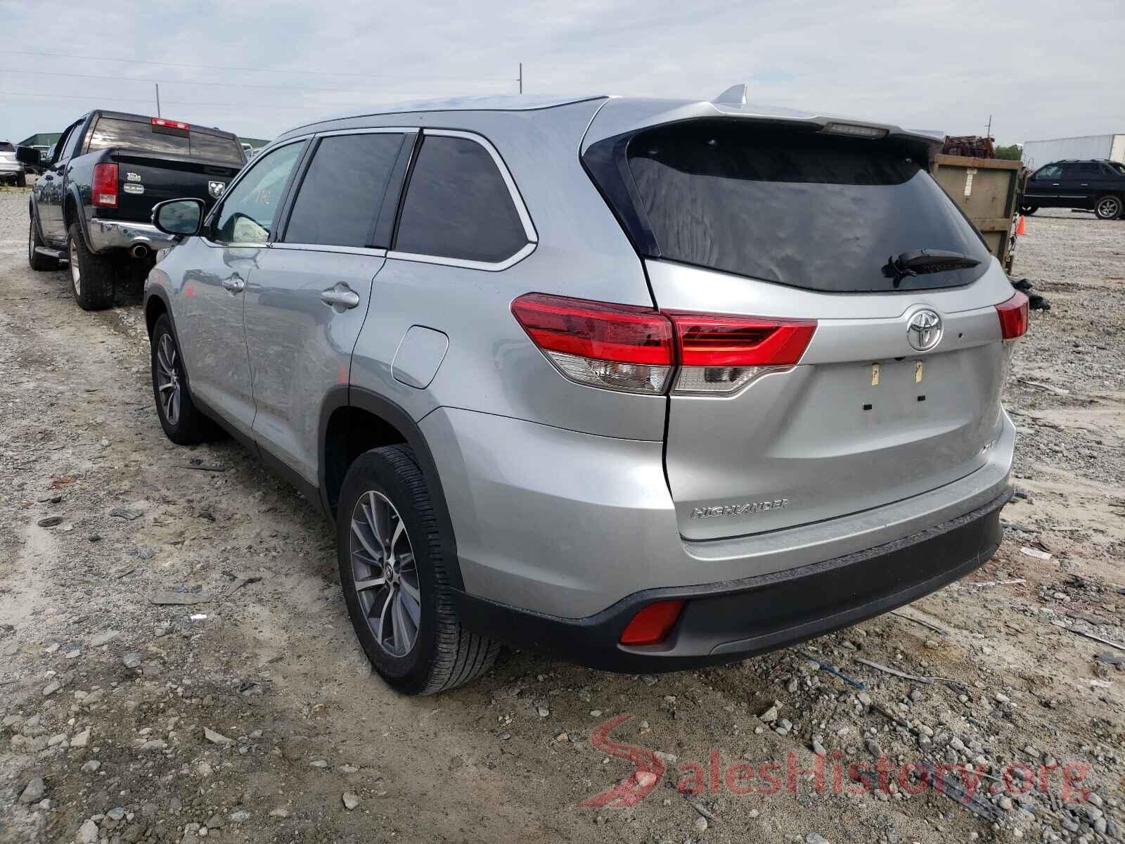 5TDKZRFH9KS321082 2019 TOYOTA HIGHLANDER