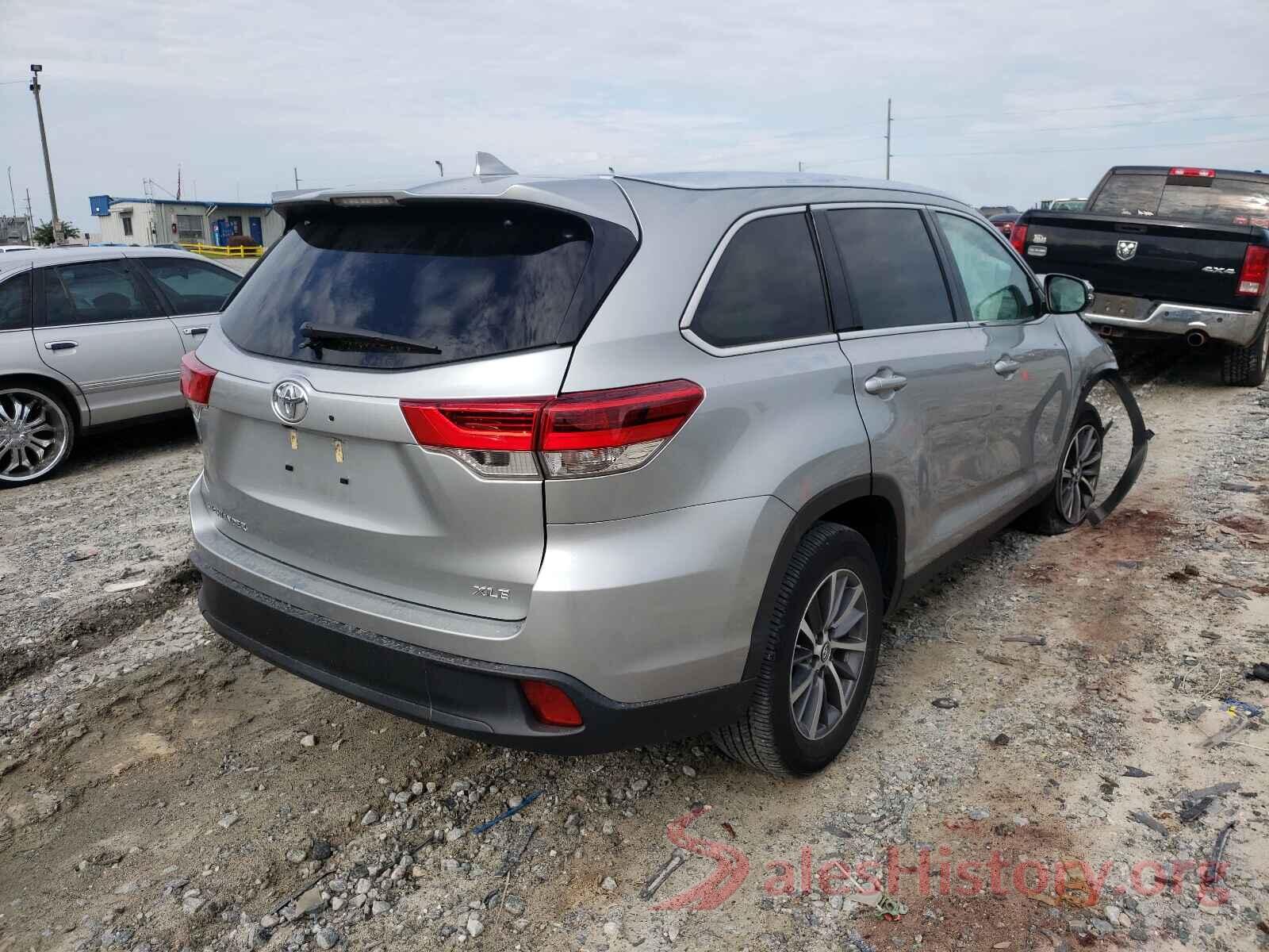 5TDKZRFH9KS321082 2019 TOYOTA HIGHLANDER