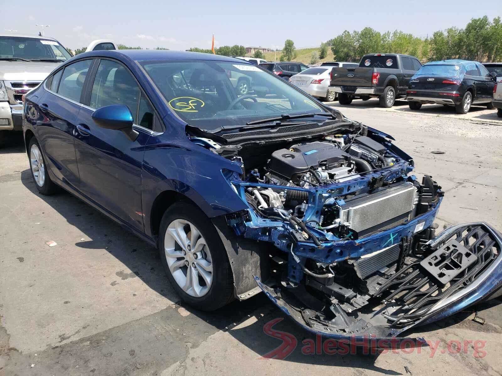 1G1BE5SM9K7108062 2019 CHEVROLET CRUZE