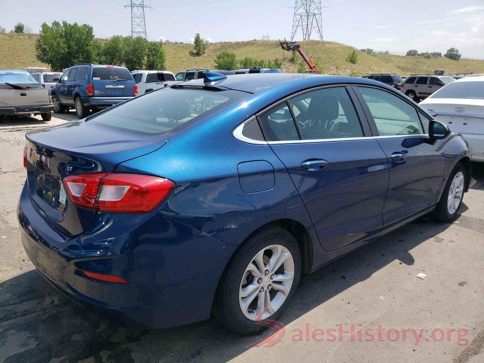 1G1BE5SM9K7108062 2019 CHEVROLET CRUZE