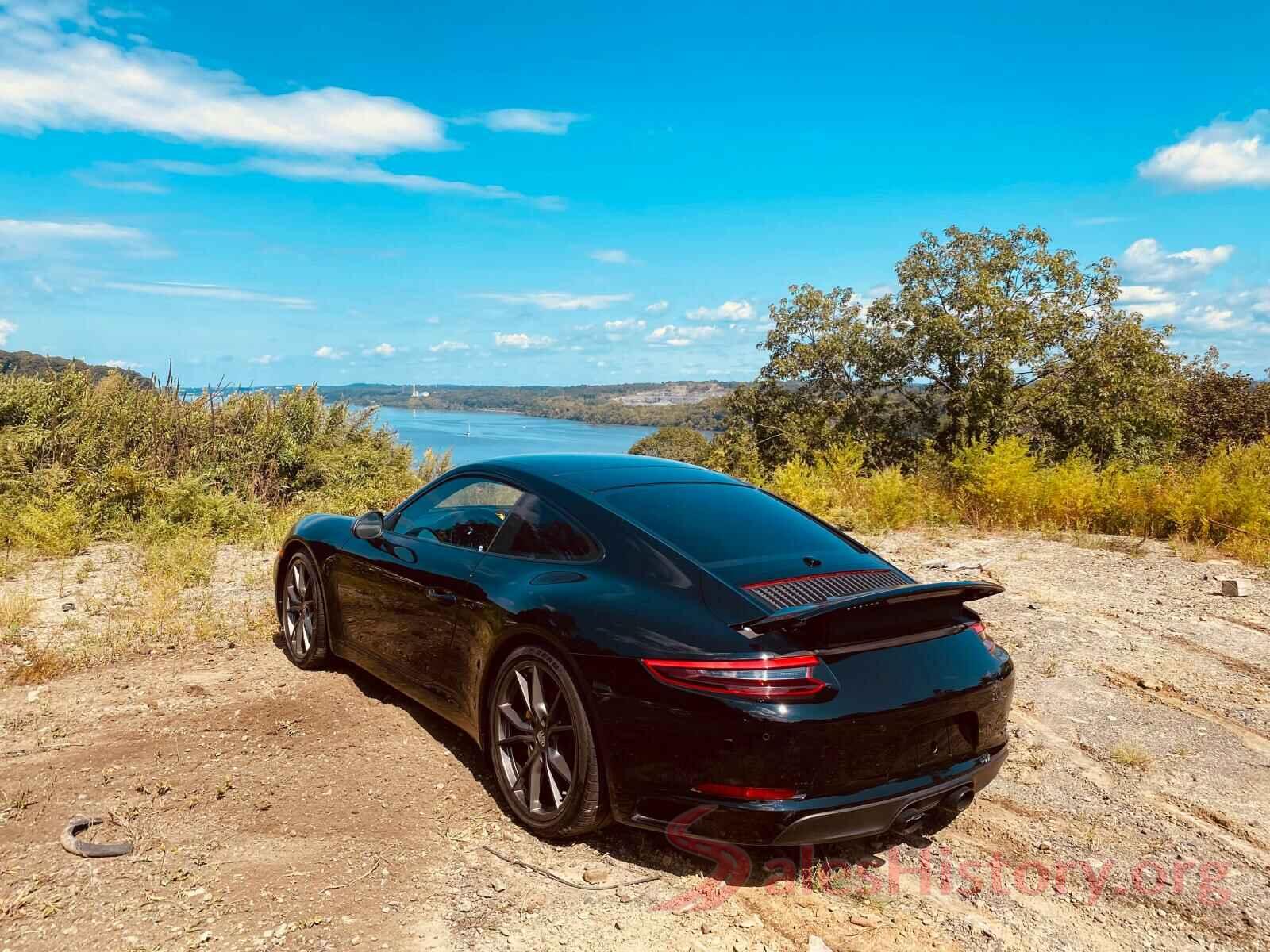 WP0AA2A98KS103166 2019 PORSCHE 911