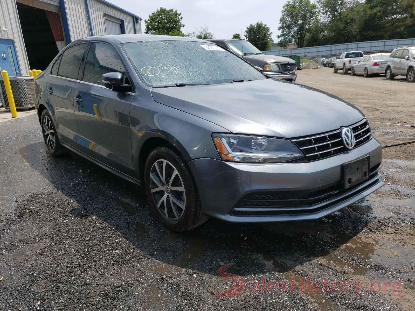 3VWDB7AJ7JM236958 2018 VOLKSWAGEN JETTA