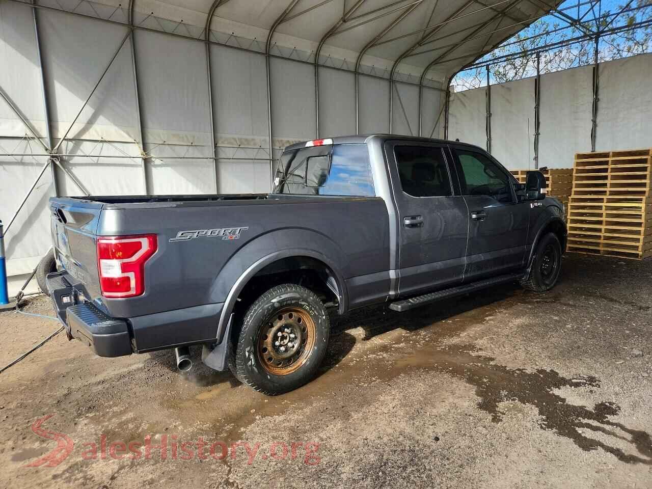 2019 FORD F150 VIN 1FTFW1E4XKFB06840, right side view