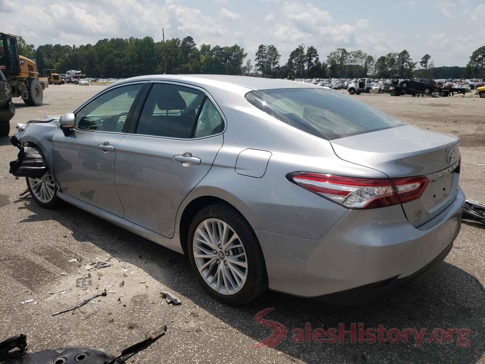 4T1B11HK6JU144563 2018 TOYOTA CAMRY