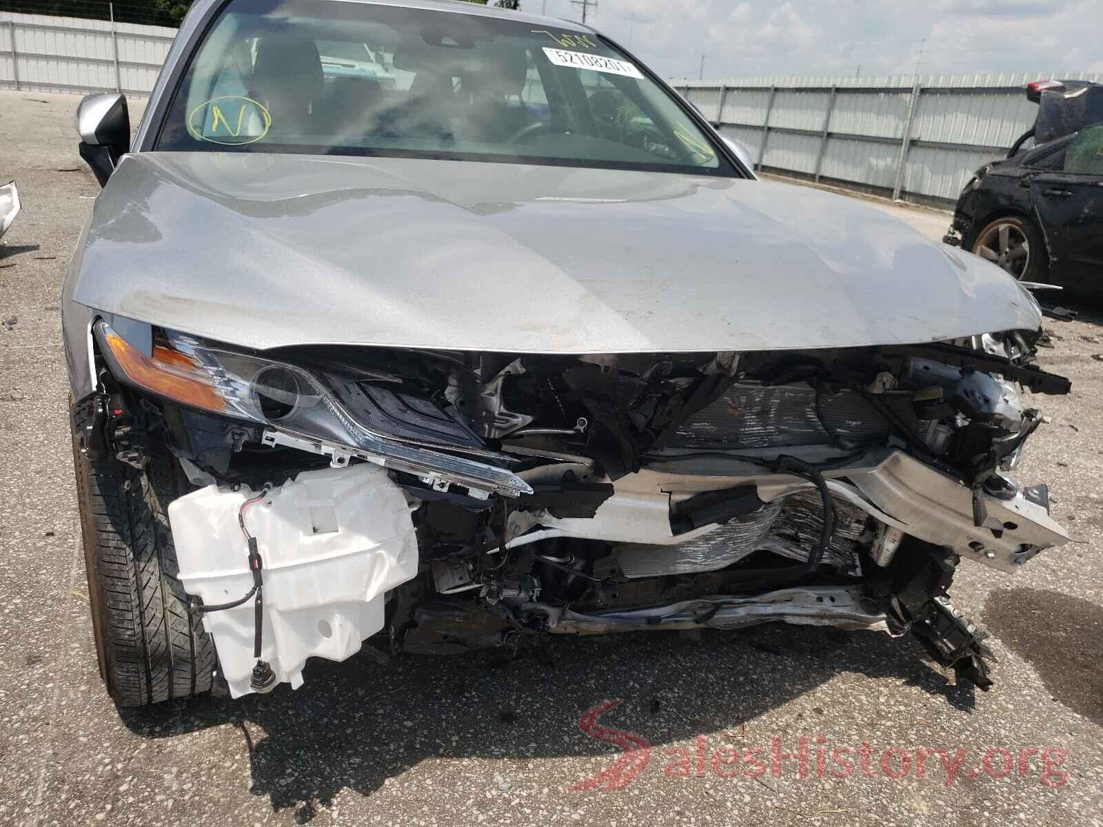 4T1B11HK6JU144563 2018 TOYOTA CAMRY