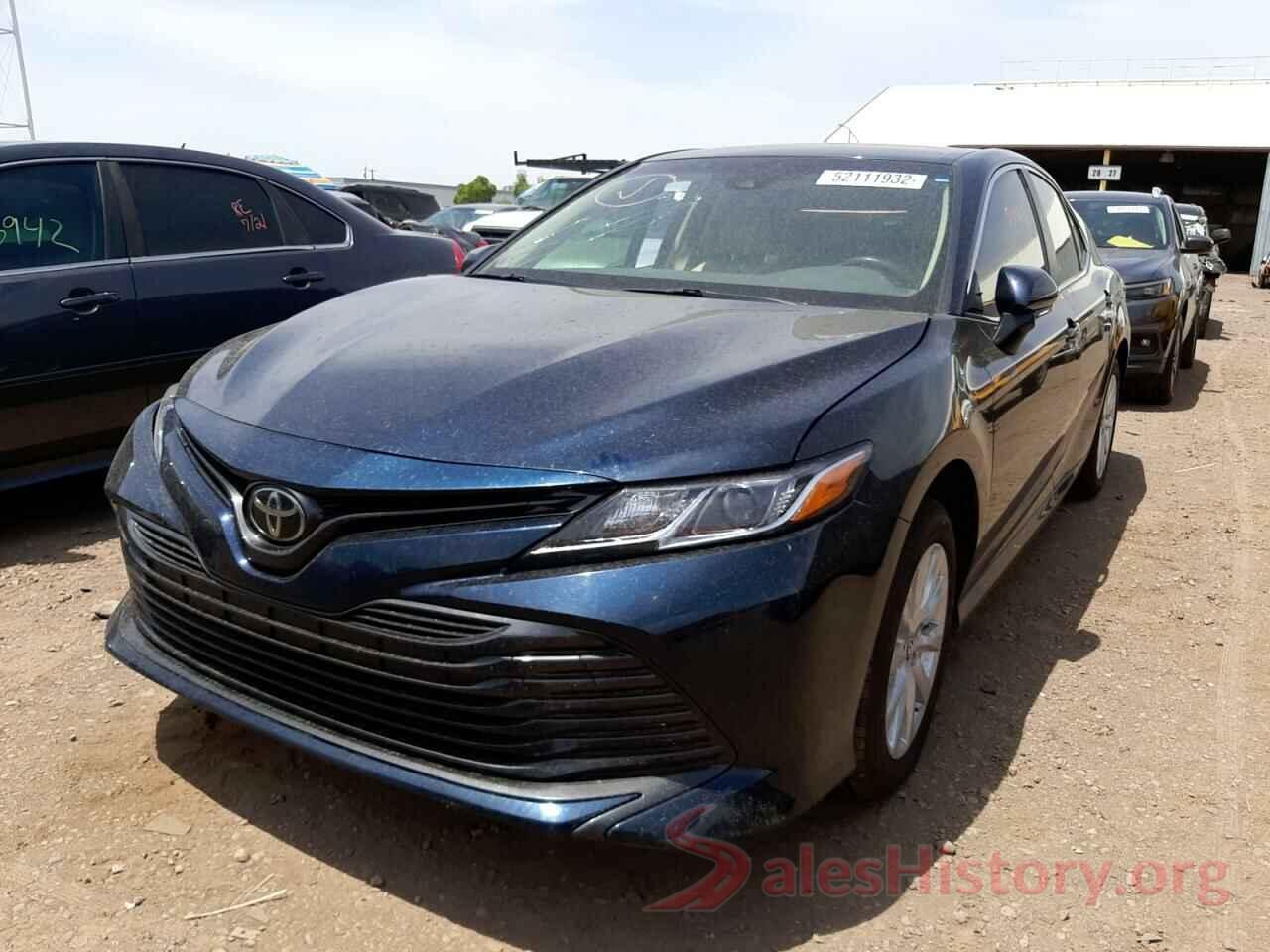 JTNB11HK2J3052050 2018 TOYOTA CAMRY